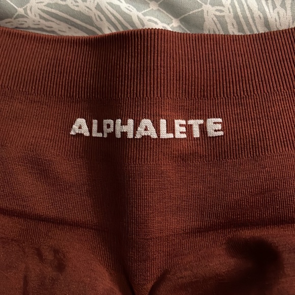 Alphalete Amplify Biker Shorts in Copper - Picture 3 of 5